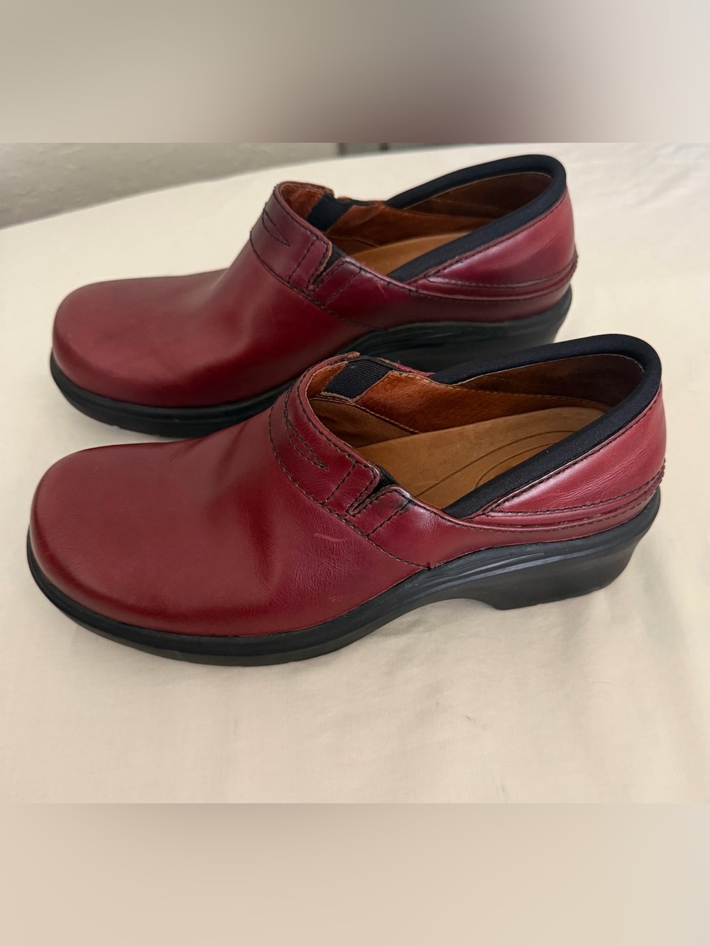 Ariat Burgundy Leather Slip-On Mules